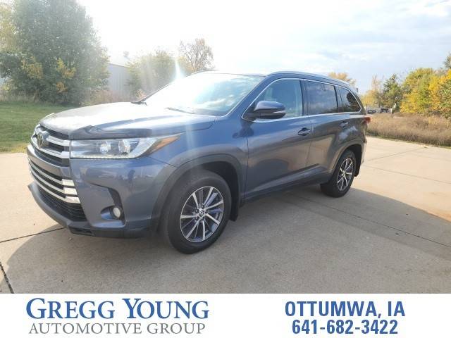 2019 Toyota Highlander XLE AWD photo