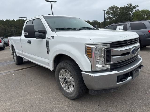 2018 Ford F-250 Super Duty XL RWD photo