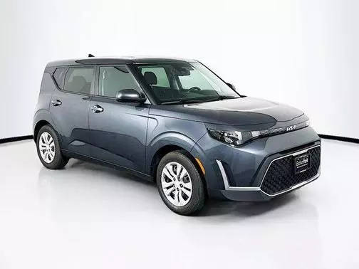 2023 Kia Soul LX FWD photo