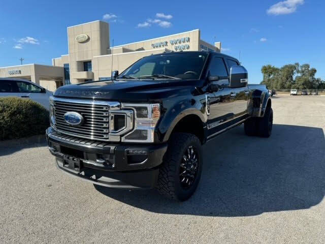 2022 Ford F-350 Super Duty King Ranch 4WD photo