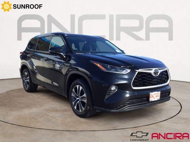 2021 Toyota Highlander XLE FWD photo