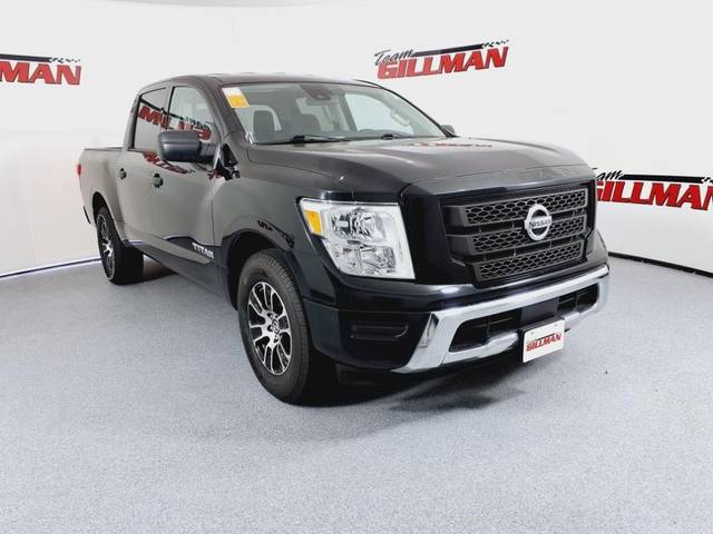 2022 Nissan Titan SV RWD photo