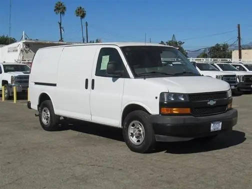 2019 Chevrolet Express Cargo  RWD photo