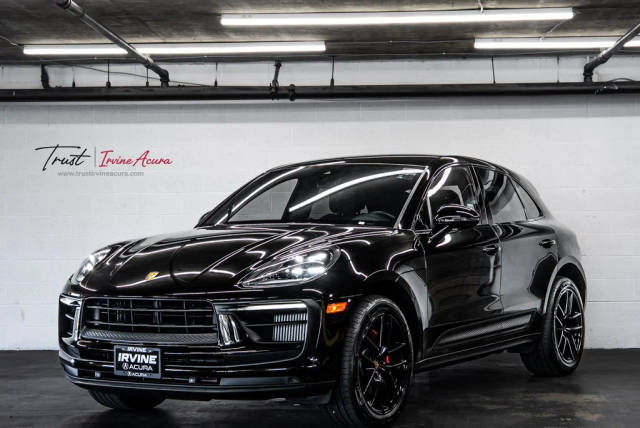 2022 Porsche Macan S AWD photo