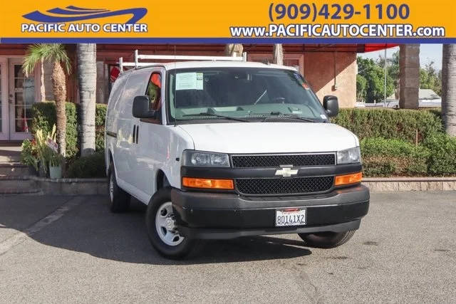 2019 Chevrolet Express Cargo  RWD photo