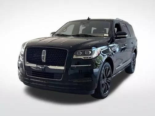 2022 Lincoln Navigator Reserve RWD photo