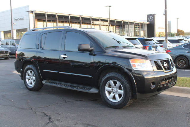 2015 Nissan Armada SV RWD photo