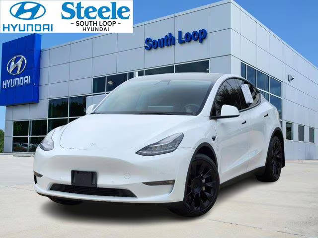 2022 Tesla Model Y Long Range AWD photo