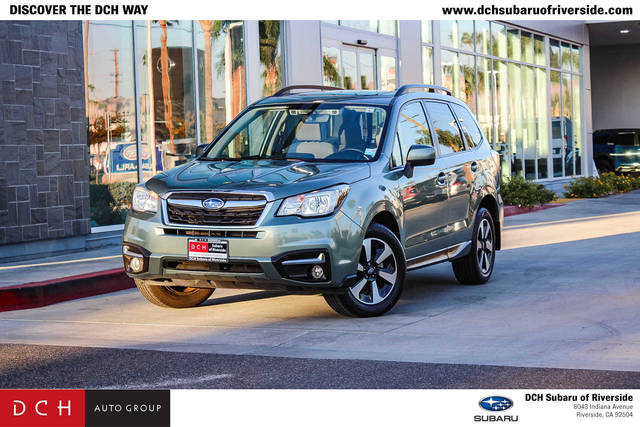 2017 Subaru Forester Premium AWD photo