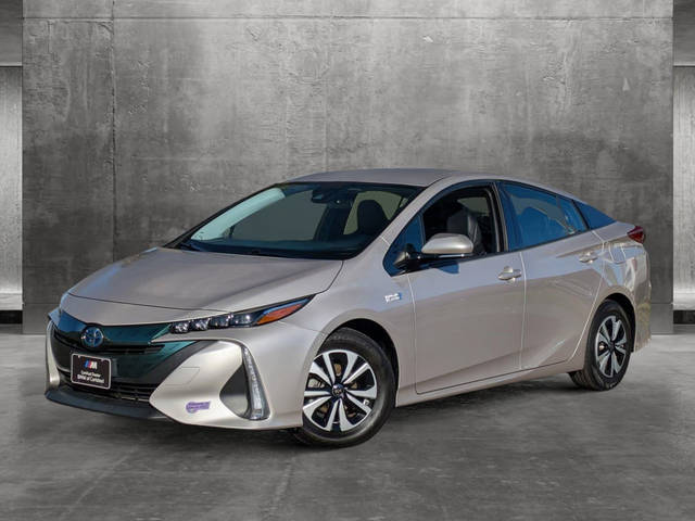 2018 Toyota Prius Prime Premium FWD photo