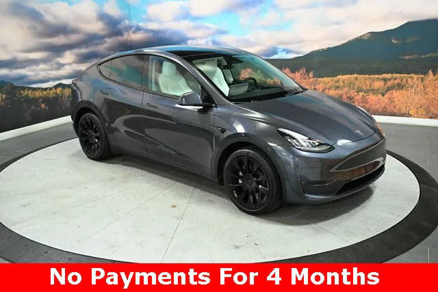 2022 Tesla Model Y Long Range AWD photo