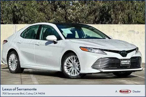 2020 Toyota Camry XLE FWD photo