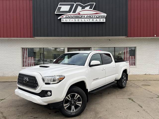 2018 Toyota Tacoma SR5 4WD photo