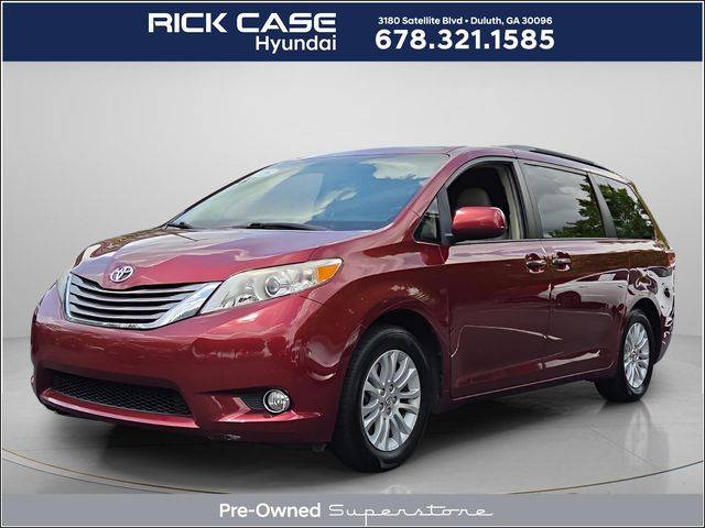 2015 Toyota Sienna XLE FWD photo