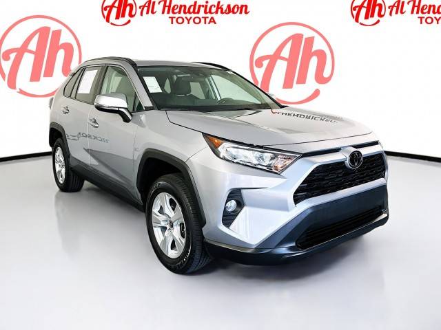 2021 Toyota RAV4 XLE FWD photo