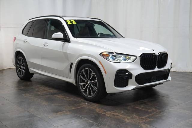 2022 BMW X5 xDrive40i AWD photo