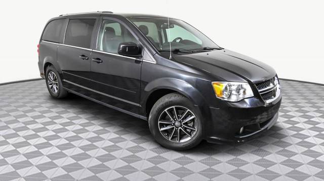 2017 Dodge Grand Caravan SXT FWD photo