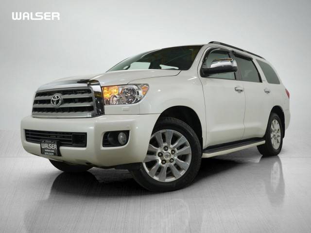 2015 Toyota Sequoia Platinum 4WD photo