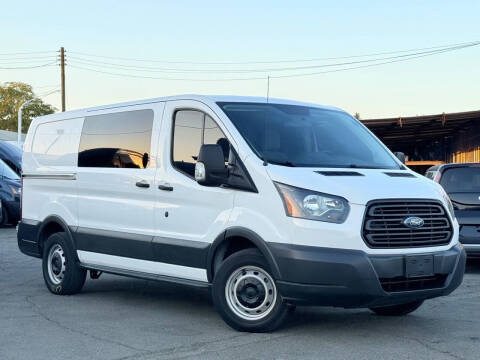 2016 Ford Transit Van  RWD photo