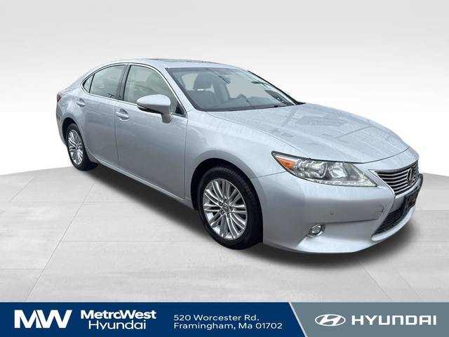 2015 Lexus ES  FWD photo