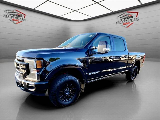 2022 Ford F-250 Super Duty LARIAT 4WD photo