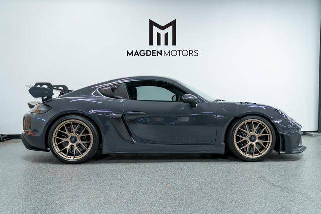 2023 Porsche Cayman GT4 RS RWD photo