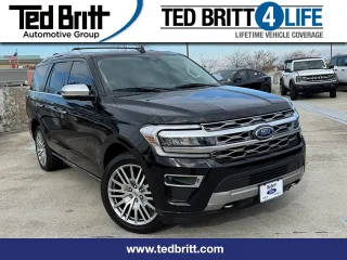 2022 Ford Expedition Platinum 4WD photo