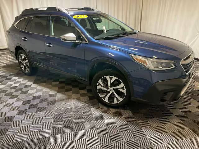 2022 Subaru Outback Touring AWD photo