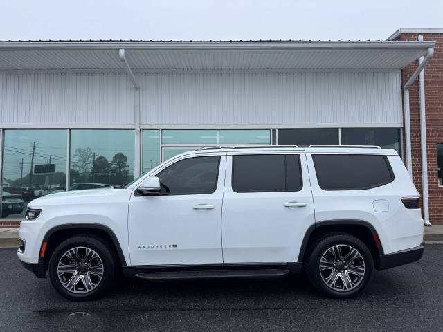 2022 Jeep Wagoneer Series III 4WD photo