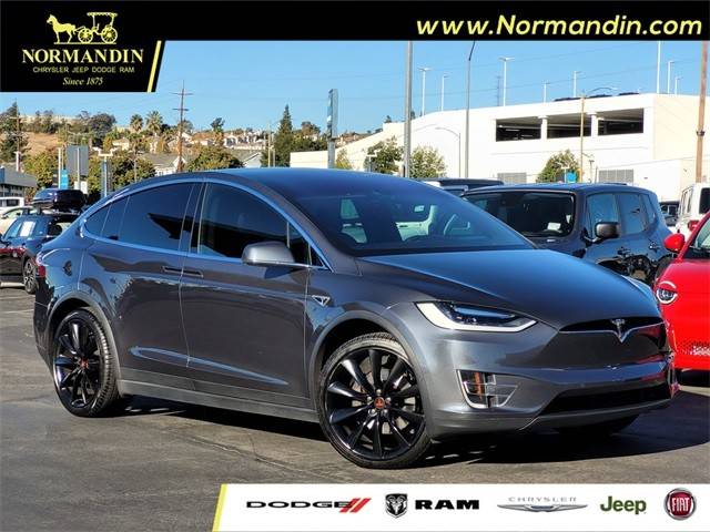 2016 Tesla Model X 70D AWD photo