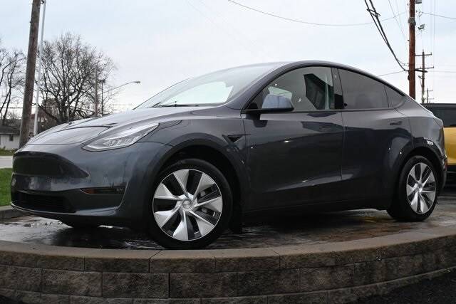 2021 Tesla Model Y Long Range AWD photo