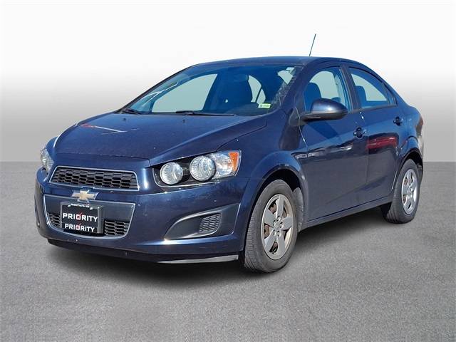 2015 Chevrolet Sonic LS FWD photo