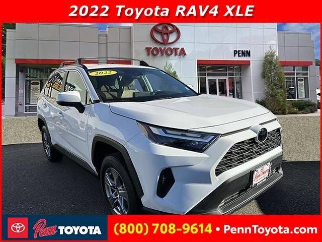 2022 Toyota RAV4 XLE AWD photo