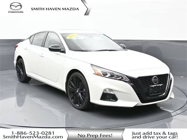 2022 Nissan Altima 2.5 SR AWD photo