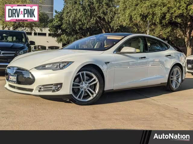 2015 Tesla Model S 85 kWh Battery RWD photo