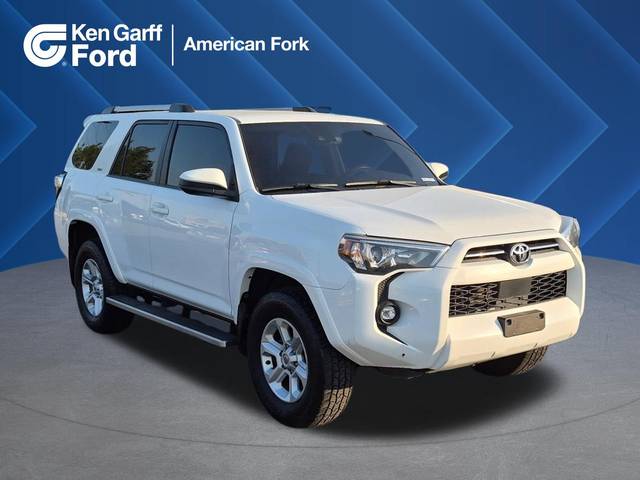 2022 Toyota 4Runner SR5 4WD photo