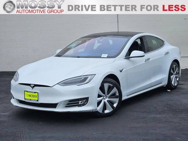 2020 Tesla Model S Long Range AWD photo