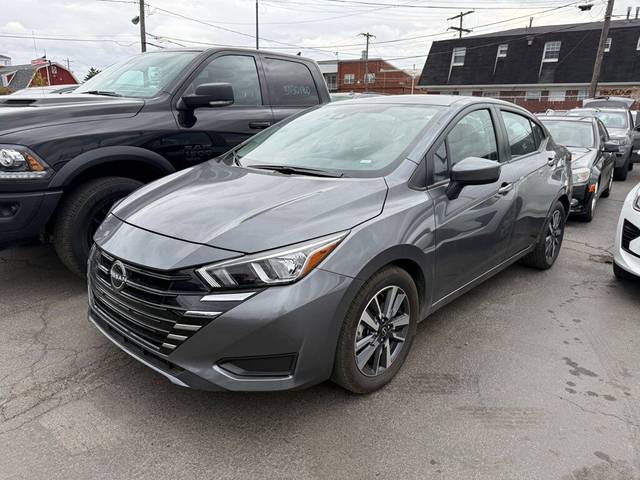 2023 Nissan Versa SV FWD photo