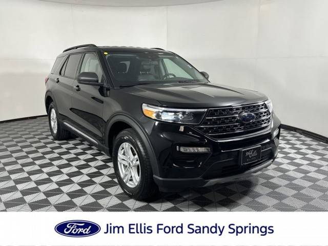 2023 Ford Explorer XLT 4WD photo