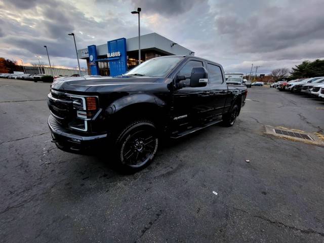 2020 Ford F-250 Super Duty LARIAT 4WD photo