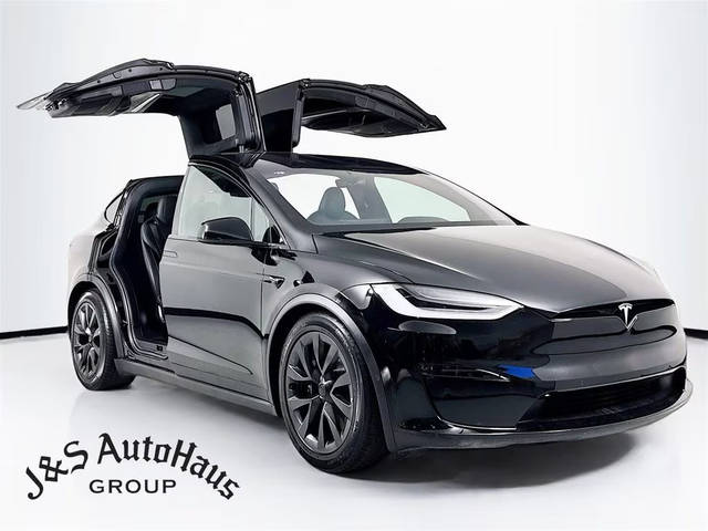 2023 Tesla Model X Plaid AWD photo