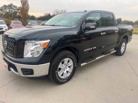 2019 Nissan Titan SV 4WD photo