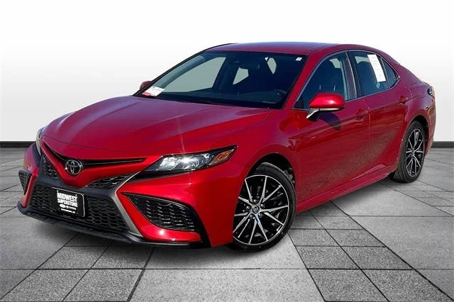 2021 Toyota Camry SE FWD photo