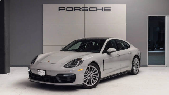 2021 Porsche Panamera 4 AWD photo