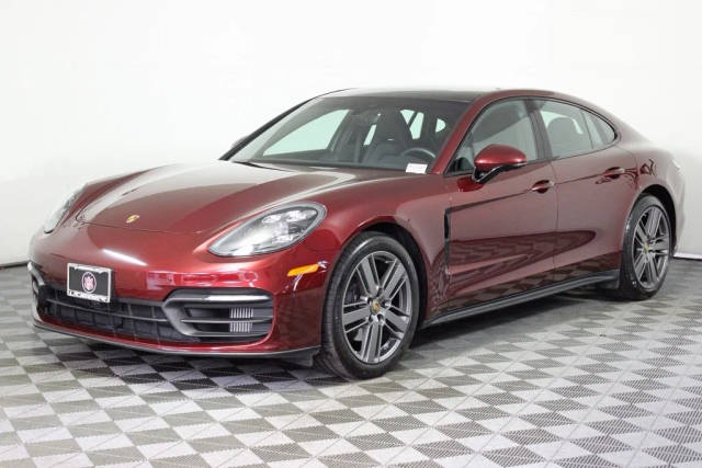 2022 Porsche Panamera 4 Platinum Edition AWD photo