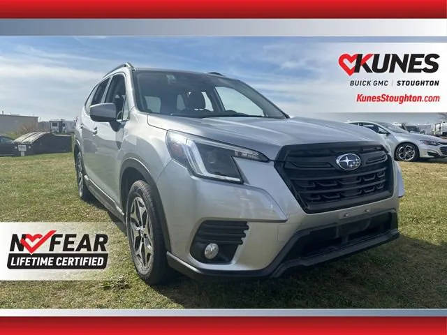 2022 Subaru Forester Premium AWD photo