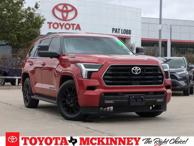 2023 Toyota Sequoia SR5 4WD photo