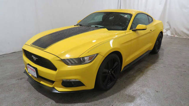 2015 Ford Mustang EcoBoost Premium RWD photo