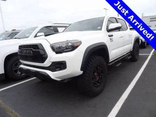 2018 Toyota Tacoma TRD Pro 4WD photo