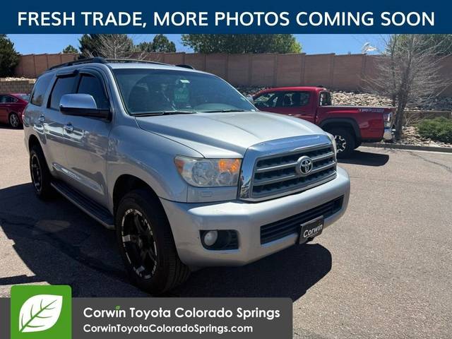 2015 Toyota Sequoia Platinum 4WD photo